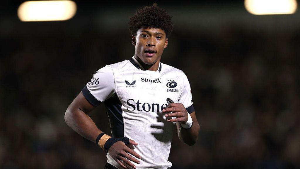 Uncapped teenager Caluori makes full England squad